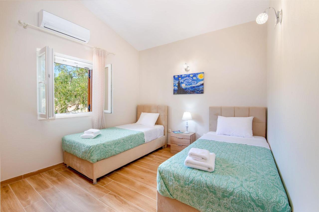 Villa Plagia Гайос Екстериор снимка